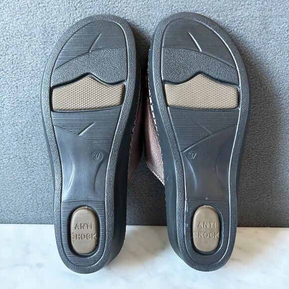 La Plume Paola Copper Embossed Croc Leather Wedge Sandals - Women's Size 6.5/37 - Picture 8 of 9